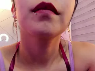 KATHYAMARA's Live Sex Cam Show