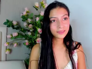Susana-Sanchez's live chat room