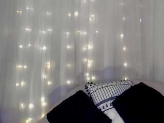 charlottee-08 webcam model
