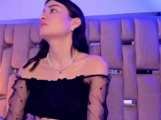 DevineSimons's Live Sex Cam Show