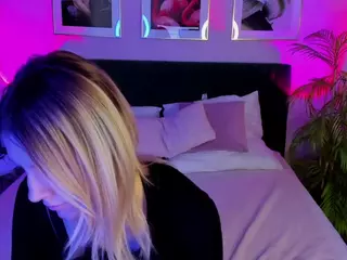 evansmillss's Live Sex Cam Show