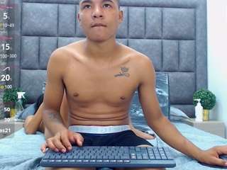  liamsyallisson chat room