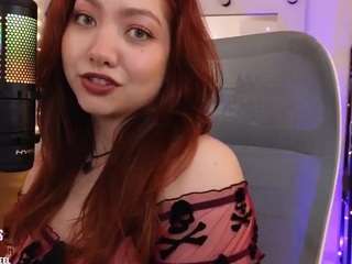 lilyvelvet Live Webcam on CamSoda
