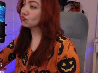 Lily Velvet