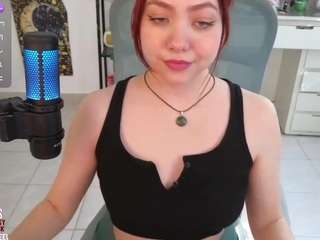 lilyvelvet webcam