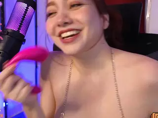 Lily Velvet's Live Sex Cam Show