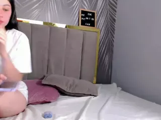MEGANSUPPLE's Live Sex Cam Show