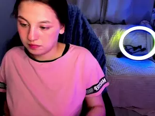 Ev-angelia's Live Sex Cam Show