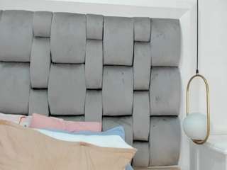 ginger-violetta live cam profile