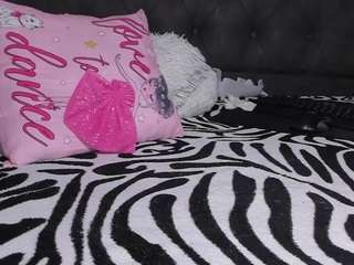 liakarter live cam profile