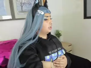 lussyevans's Live Sex Cam Show