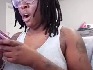 DarkBrownin14's Live Sex Cam Show