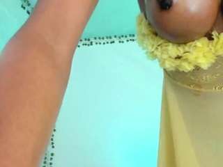 iam-valeria Live Webcam on CamSoda