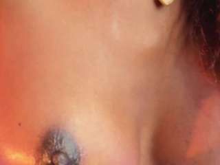 iam-valeria's CamSoda show and profile