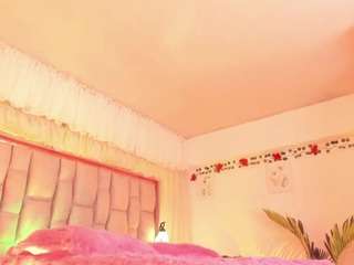 Iam-valeria's cam show statistics and live stream