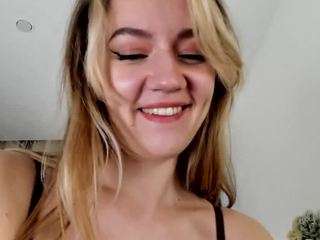 milky-wayxy Live Webcam on CamSoda