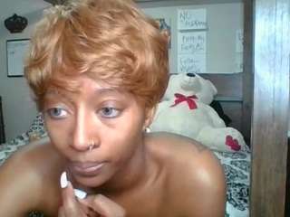mzshyinnocent's Cam show and profile