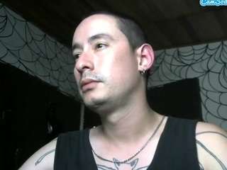 vampiroencasa live cam profile