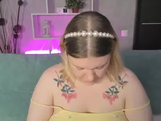 Betty's Live Sex Cam Show