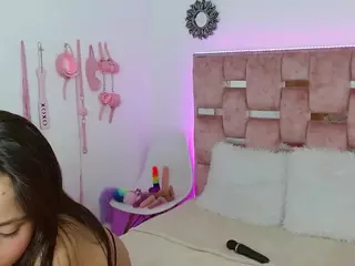 coralsuarez's Live Sex Cam Show