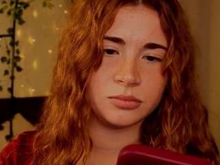 frecklediyana live cam preview