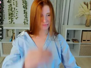 frecklediyana's Live Sex Cam Show