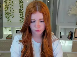 frecklediyana's Live Sex Cam Show