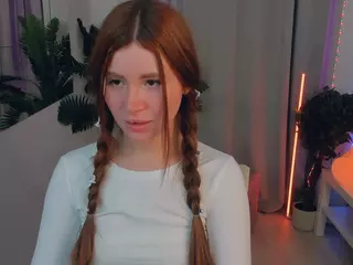 frecklediyana's Live Sex Cam Show