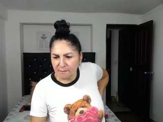 sexy-bigboobs10 webcam model