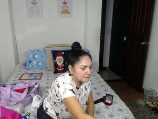 sexy-bigboobs10 webcam model