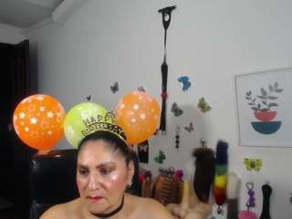  sexy-bigboobs10 chat room