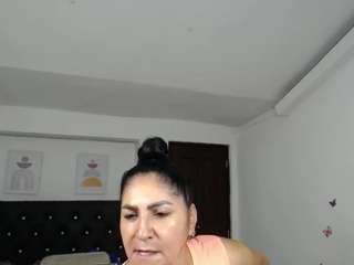 sexy-bigboobs10 webcam model