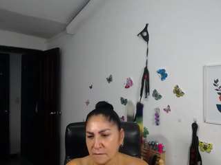 sexy-bigboobs10 webcam