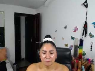 sexy-bigboobs10 webcam