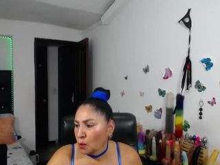 sexy-bigboobs10 webcam