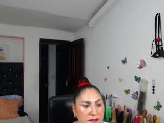 sexy-bigboobs10 webcam