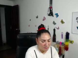 sexy-bigboobs10 webcam