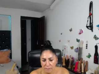 sexy-bigboobs10 live cam profile