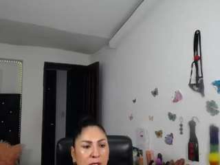 sexy-bigboobs10 webcam