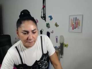 sexy-bigboobs10 webcam