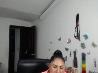 sexy-bigboobs10 webcam