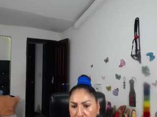 sexy-bigboobs10 webcam