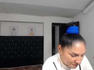 sexy-bigboobs10 webcam