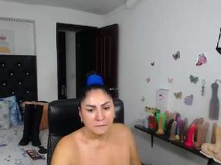 sexy-bigboobs10 webcam