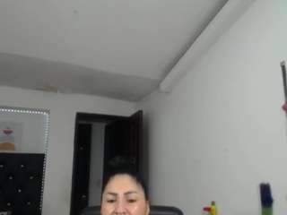 sexy-bigboobs10 live webcam show