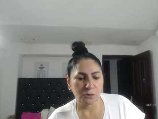 sexy-bigboobs10 live webcam show
