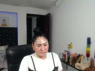 Sexy-Bigboobs10 live webcam show