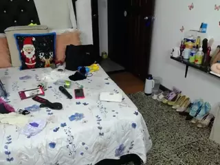 Sexy-Bigboobs10's Live Sex Cam Show