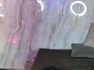 sofyqueen live webcam show