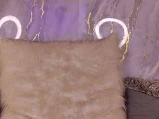 sofyqueen live webcam show